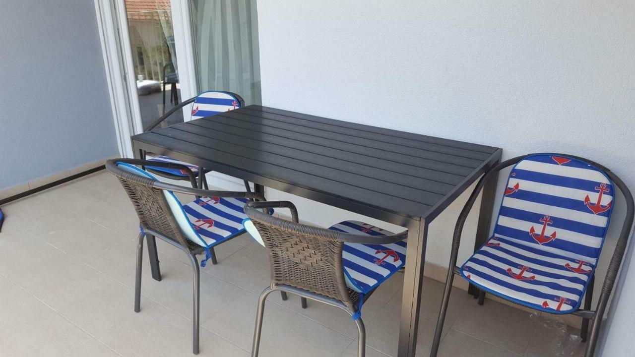 Apartman Lika Zadar Exteriör bild